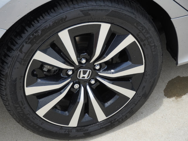 Used 2022 Honda Civic EX image 11