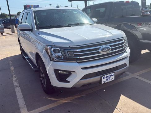Used 2021 Ford Expedition XLT w/ FX4 Off-Road Package AWD/4WD image 1