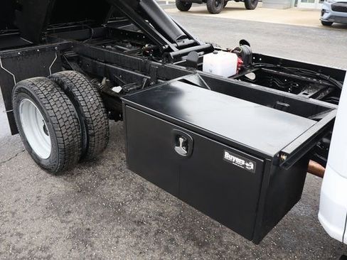 New 2026 Ford F550 4x4 Supercab Super Duty image 25