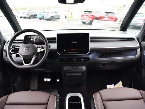 New 2025 Volkswagen ID. Buzz Pro S image 8