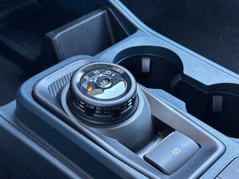 Used 2025 Ford Maverick Lobo image 18