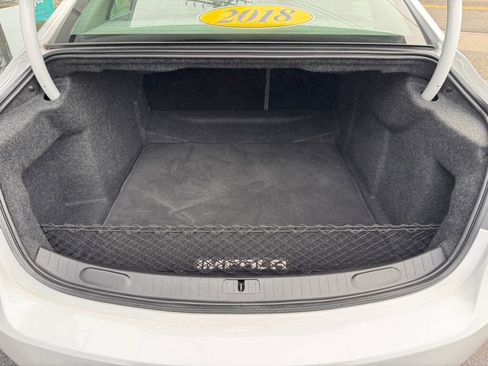 Used 2018 Chevrolet Impala LT image 20