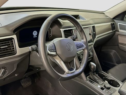 Used 2022 Volkswagen Atlas SE image 18