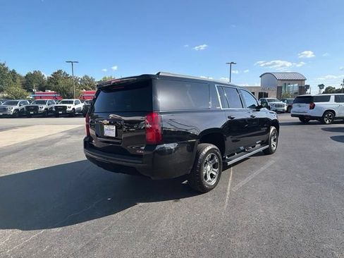 Used 2016 Chevrolet Suburban LT AWD/4WD image 3
