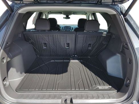 Used 2023 Chevrolet Equinox LT FWD image 26
