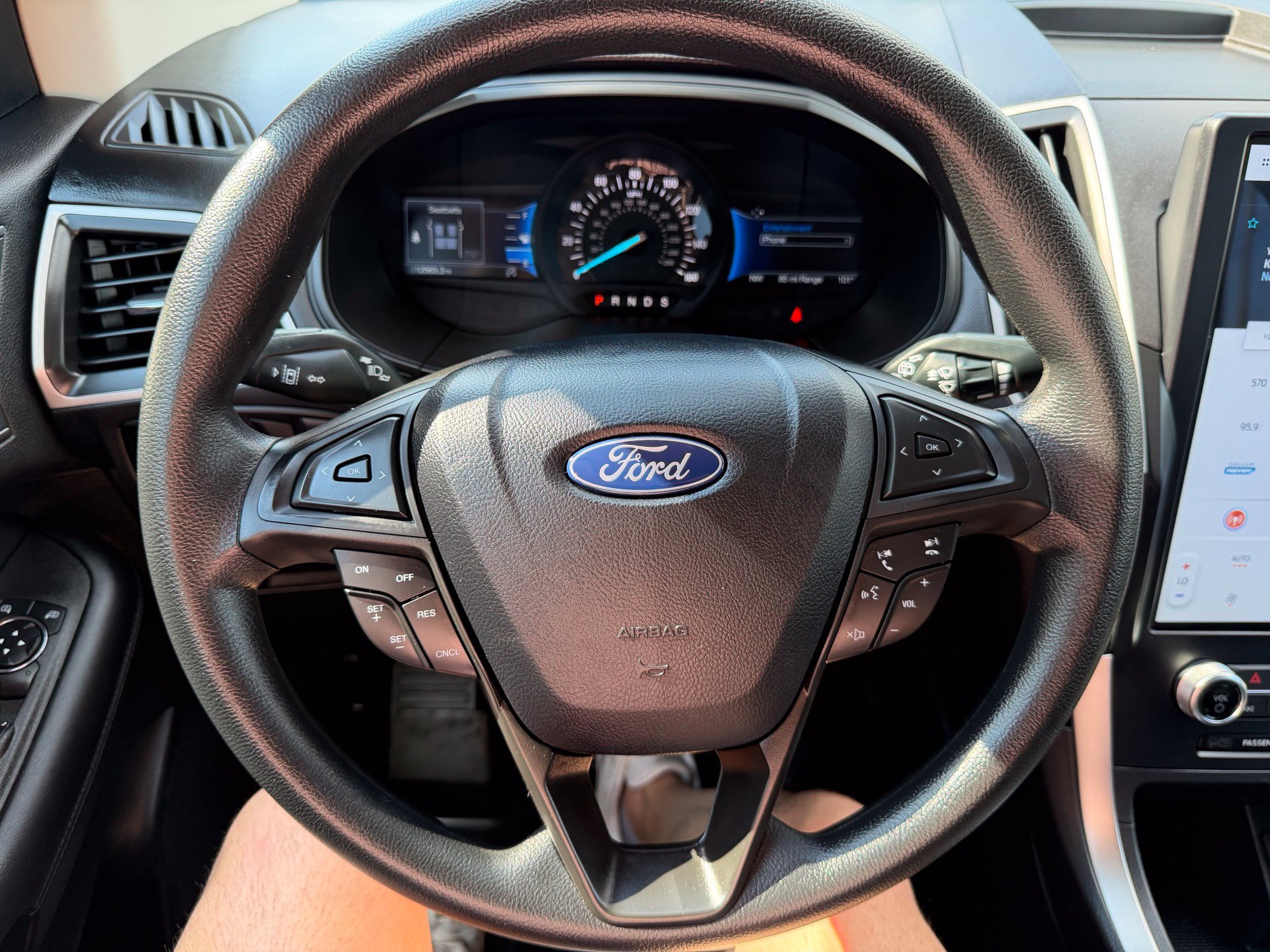 Used 2024 Ford Edge SE w/ Black Appearance Package AWD/4WD image 19