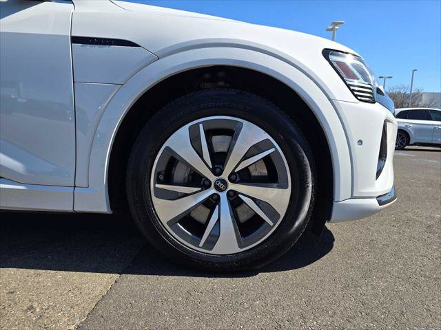 Used 2024 Audi Q8 e-tron Premium Plus w/ Premium Plus Package AWD/4WD image 9
