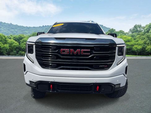 Used 2022 GMC Sierra 1500 AT4 w/ AT4 Premium Package AWD/4WD image 25