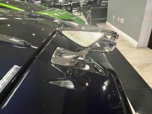 Used 2020 Bentley Flying Spur W12 image 13