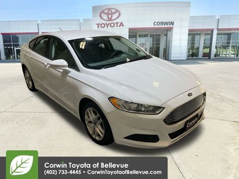 Used 2014 Ford Fusion SE image 1