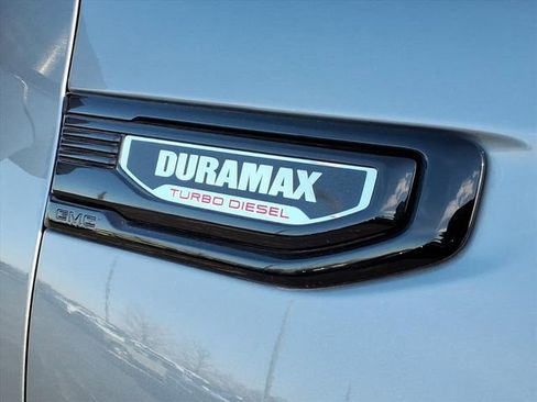 Used 2025 GMC Sierra 1500 Elevation image 23