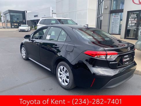 New 2024 Toyota Corolla LE image 3