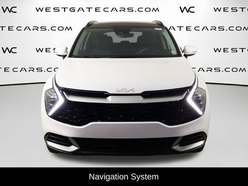 Used 2025 Kia Sportage EX w/ Premium Package FWD image 2