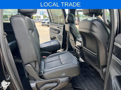 Used 2024 Jeep Wagoneer Series II AWD/4WD image 19
