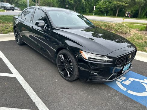 Used 2023 Volvo S60 B5 Ultimate w/ Climate Package AWD/4WD image 3