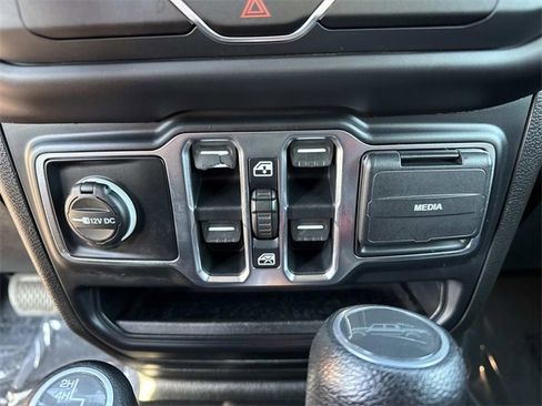 Used 2020 Jeep Gladiator Sport w/ Quick Order Package 24S image 21