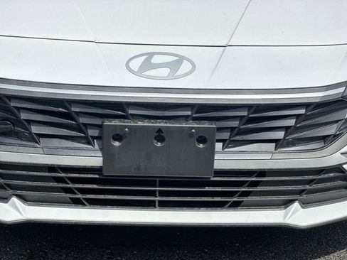New 2026 Hyundai Elantra Sport FWD image 33