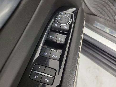 Used 2021 Cadillac Escalade Luxury RWD image 20