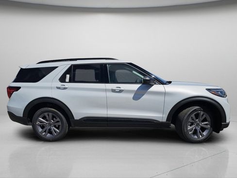 New 2026 Ford Explorer Active w/ Active Comfort Package AWD/4WD image 22