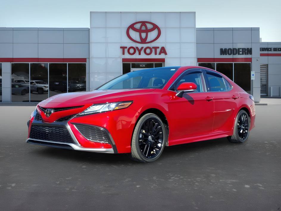 Used 2023 Toyota Camry XSE FWD image 1