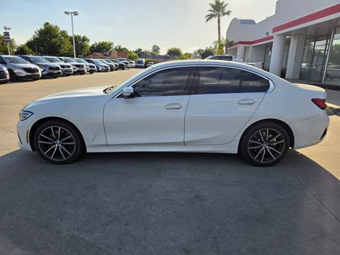 Used 2020 BMW 330i xDrive Sedan w/ Convenience Package AWD/4WD image 3
