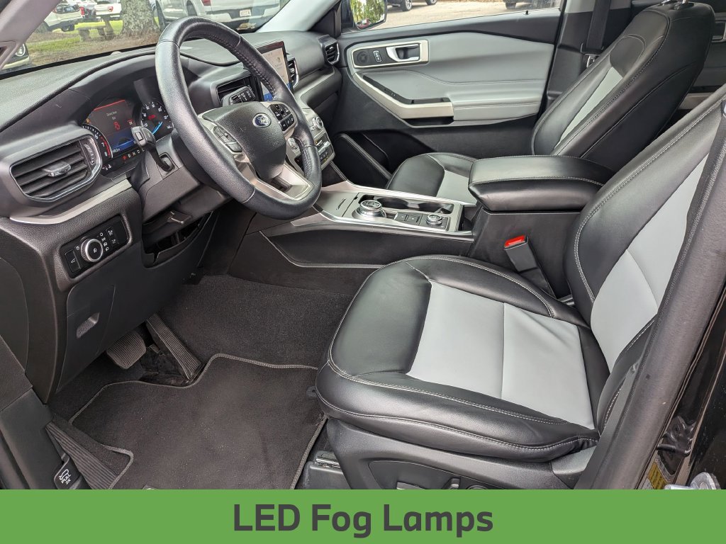 Used 2023 Ford Explorer XLT w/ Equipment Group 202A AWD/4WD image 16