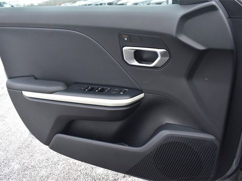 New 2025 Kia K4 GT-Line image 31