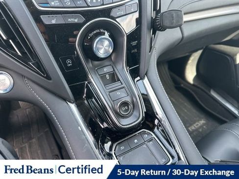 Used 2024 Acura RDX SH-AWD w/ Technology Package image 18