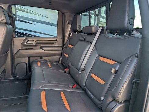 Used 2024 GMC Sierra 2500 AT4 w/ AT4 Premium Plus Package image 26