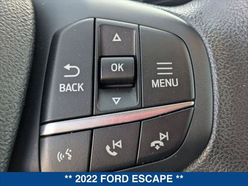 Certified 2022 Ford Escape SE image 15