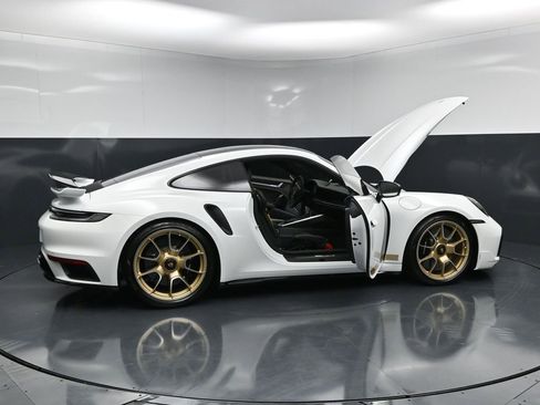 Certified 2025 Porsche 911 Turbo S AWD/4WD image 31