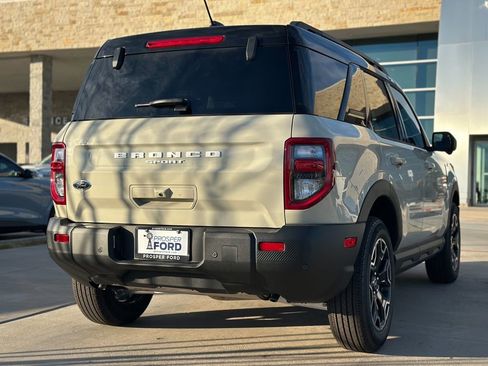 New 2025 Ford Bronco Sport Outer Banks w/ Outer Banks Tech Package+ image 52