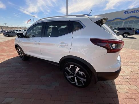 Used 2022 Nissan Rogue Sport SL image 28