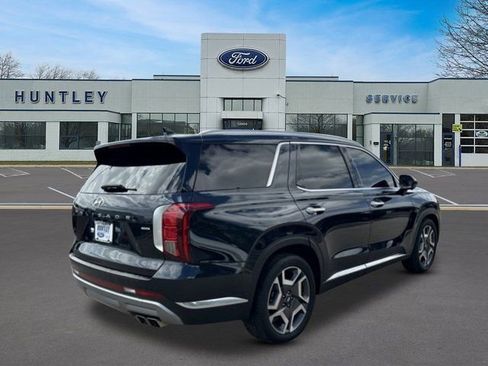 Used 2023 Hyundai Palisade Limited w/ Cargo Package AWD/4WD image 4