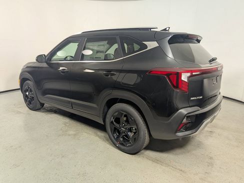 New 2026 Kia Seltos EX image 5