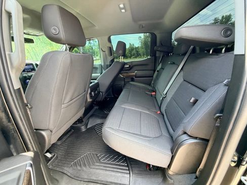 Used 2021 Chevrolet Silverado 1500 LT Trail Boss w/ Bed Protection Package AWD/4WD image 19