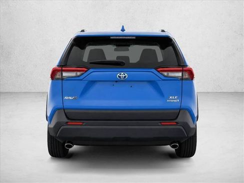 Used 2021 Toyota RAV4 XLE Premium AWD/4WD image 6