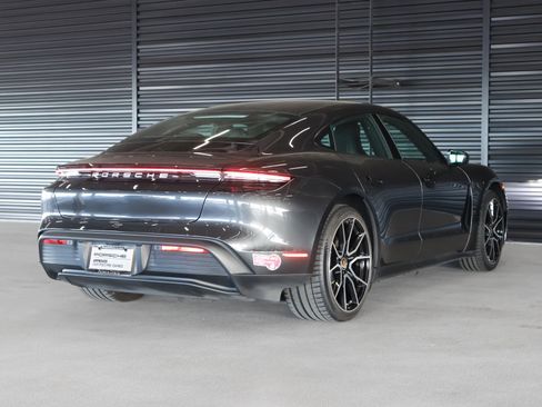 Certified 2024 Porsche Taycan image 10