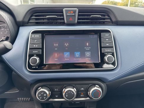 Certified 2025 Nissan Versa SV w/ Trunk Package image 27