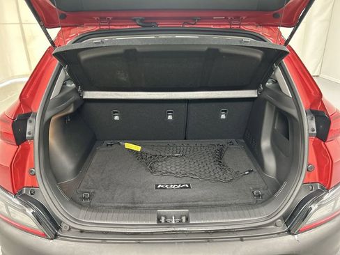 Used 2023 Hyundai Kona SE w/ Cargo Package image 21