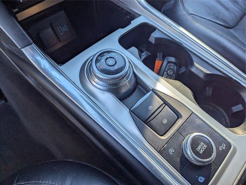 Used 2020 Ford Explorer Limited AWD/4WD image 17