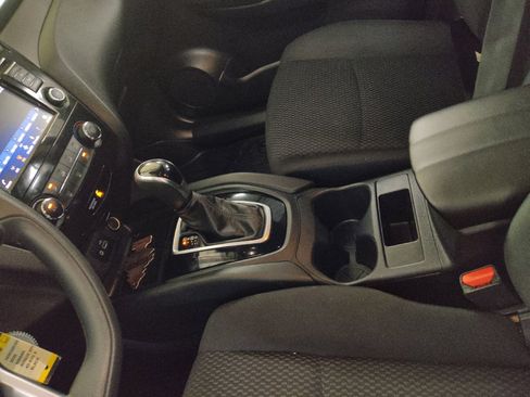 Used 2020 Nissan Rogue Sport S FWD image 26