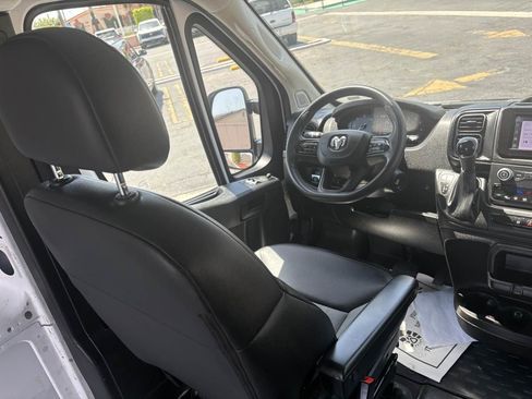 Used 2025 RAM ProMaster 3500 w/ Convenience Group image 19