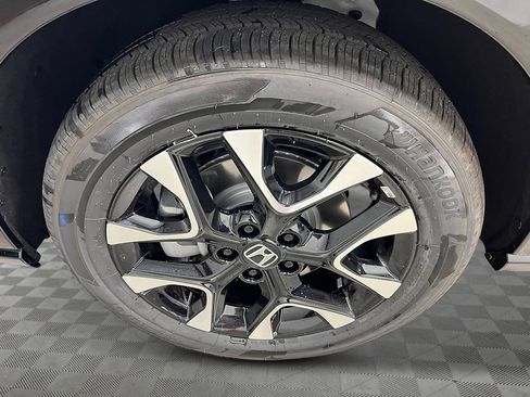 New 2026 Honda HR-V EX-L image 13