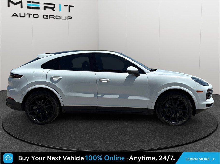 Used 2022 Porsche Cayenne Platinum Edition AWD/4WD image 9