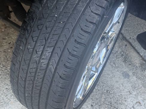 Used 2009 Cadillac Escalade AWD image 22