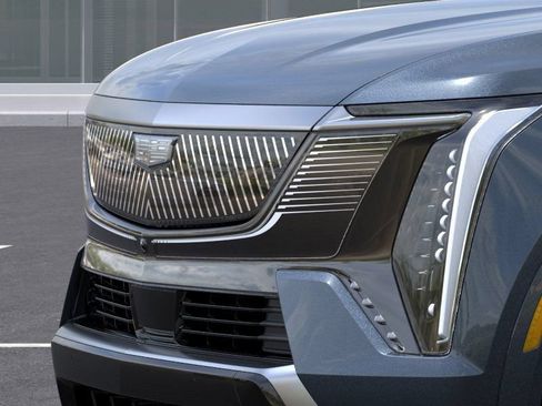 New 2026 Cadillac Escalade IQL Luxury w/ LPO, Floor Liner Package AWD/4WD image 14