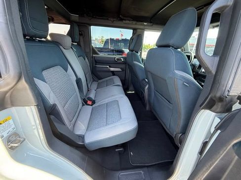 Used 2021 Ford Bronco Outer Banks w/ Sasquatch Package AWD/4WD image 27