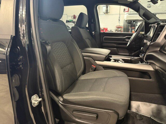 Used 2026 RAM 1500 Big Horn AWD/4WD image 10