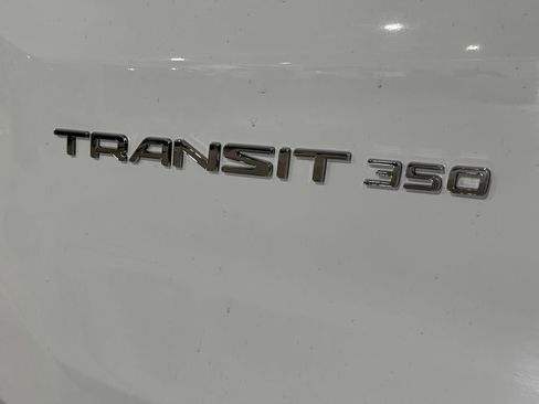 Used 2024 Ford Transit 350 XLT RWD image 34